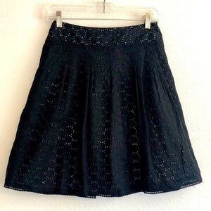 PETITE Ann Taylor Skirt With Circle Design